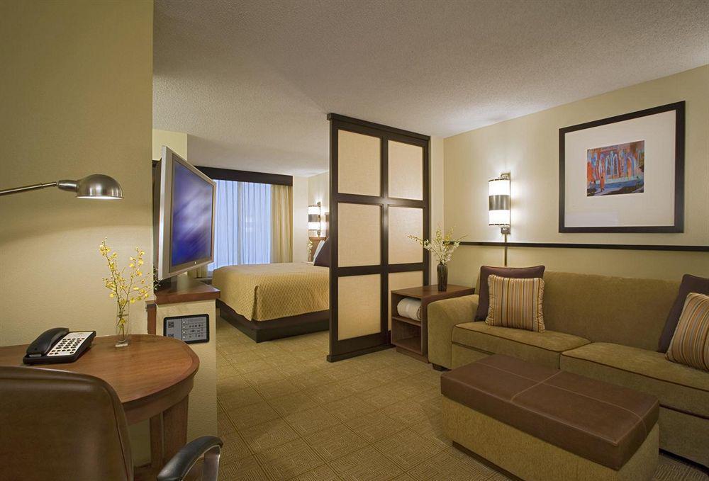 Hyatt Place Greensboro Habitación foto
